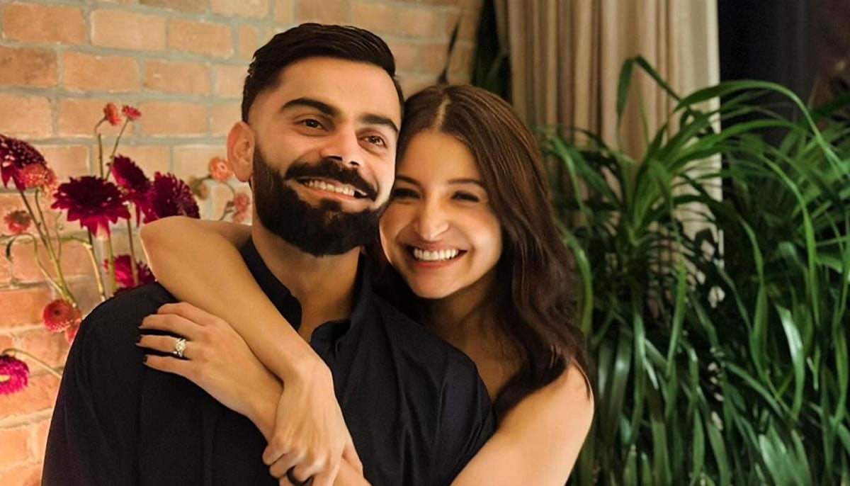 Inside Anushka Sharma's romantic birthday dinner with Virat Kohli 