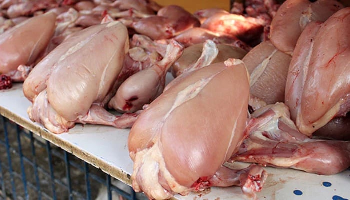 لاہور میں مرغی کا گوشت 470 روپے فی کلو ہوگیا