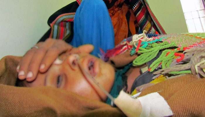 سکھر: خسرے کی وبا نے 5 معصوم بچوں کی جان لے لی