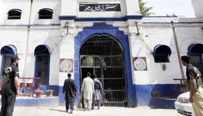 سینٹرل جیل پشاور کے 16 قیدیوں میں ایچ آئی وی کی تصدیق