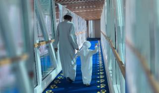 امیرِ دبئی کی پوتے کے ہمراہ ویڈیو وائرل