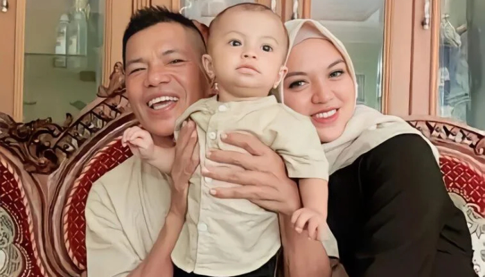 Indonesian woman discovers she attended her husband's wedding as child