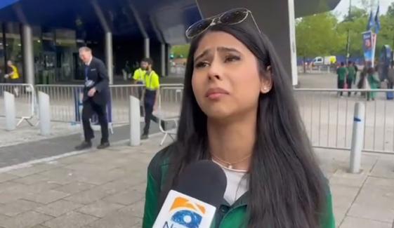 بابر اعظم کی خراب کارکردگی پر پاکستانی مداح رو پڑی