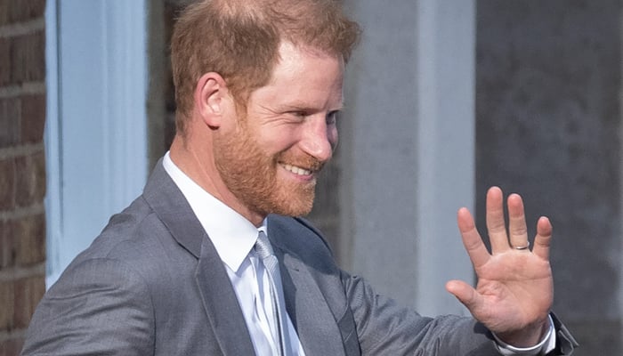 Prince Harry's bold move reveals he will never return to royal family