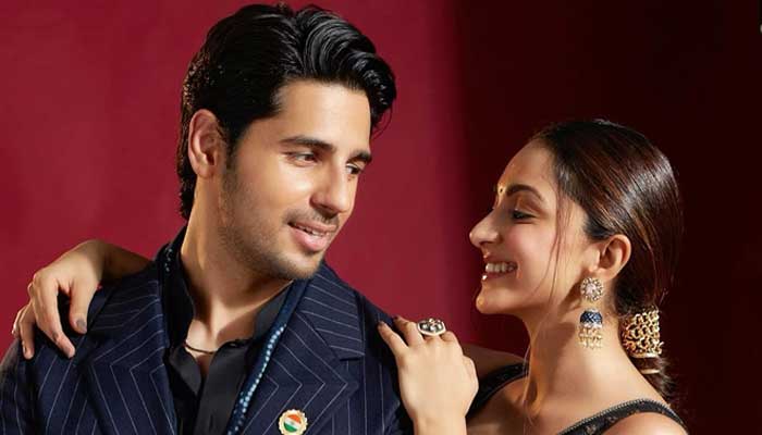 Sidharth Malhotra shares rare photo of Kiara Advani from airplane: ‘what a view’