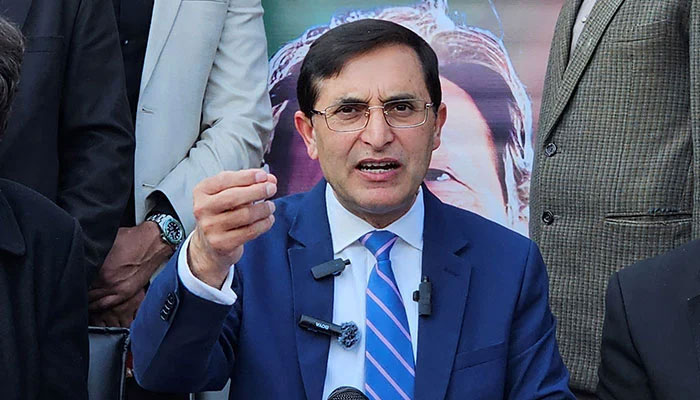 چیئرمین پاکستان تحریک انصاف (پی ٹی آئی) بیرسٹر گوہر علی خان—فائل فوٹو