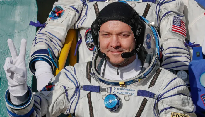 Russian astronaut sets new record of 1000 days in space