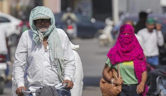 بھارت میں شدید گرمی، 72 گھنٹوں میں مزید 8 افراد ہلاک