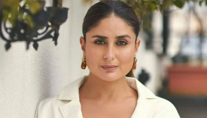 Kareena Kapoor gives peek into her yoga sessions