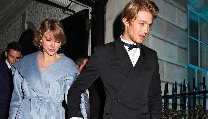 Joe Alwyn denies visiting pub mentioned in Taylor Swift's song