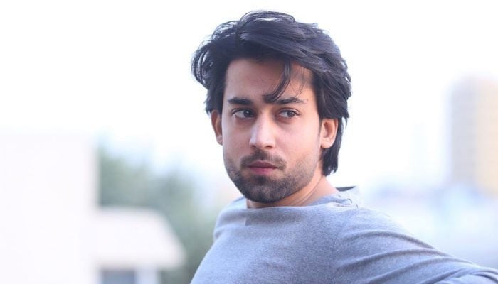 Bilal Abbas Khan leaves tongues wagging in exclusive fashion shoot with eDIVA 