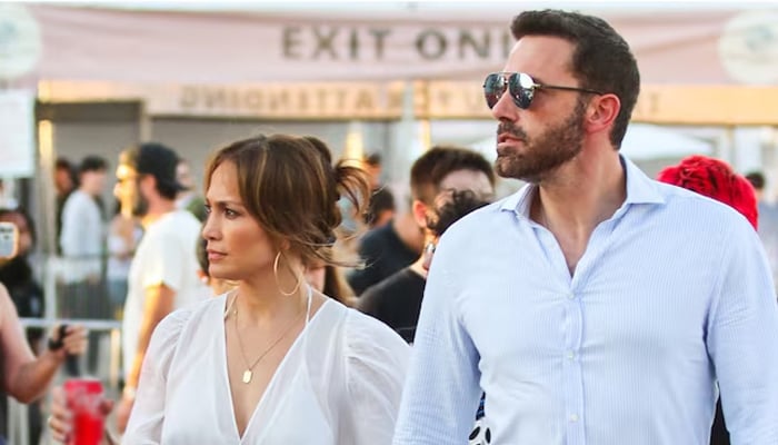 Jennifer Lopez honors Ben Affleck on Father’s Day despite divorce rumors