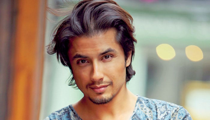 Ali Zafar drops new love single 'Yar Di Akh' 