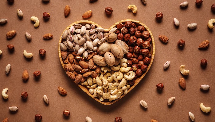 Are nuts the missing ingredient in your weight loss journey?