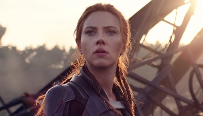  Scarlett Johansson set to return in ‘Jurassic World 4’