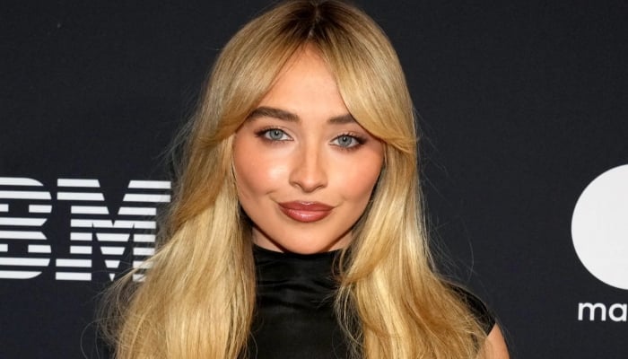 Sabrina Carpenter fires back at online troll