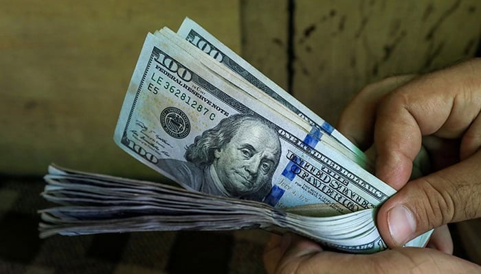 انٹر بینک: ڈالر گزشتہ روز کے بھاؤ پر برقرار