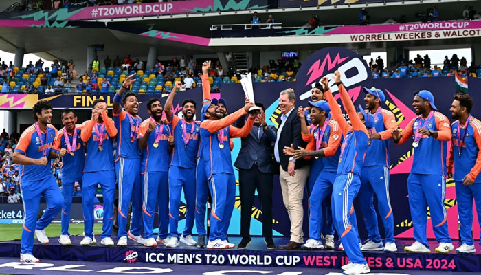 جنوبی افریقہ کو شکست، بھارت 17 سال بعد ٹی20 چیمپئن بن گیا
