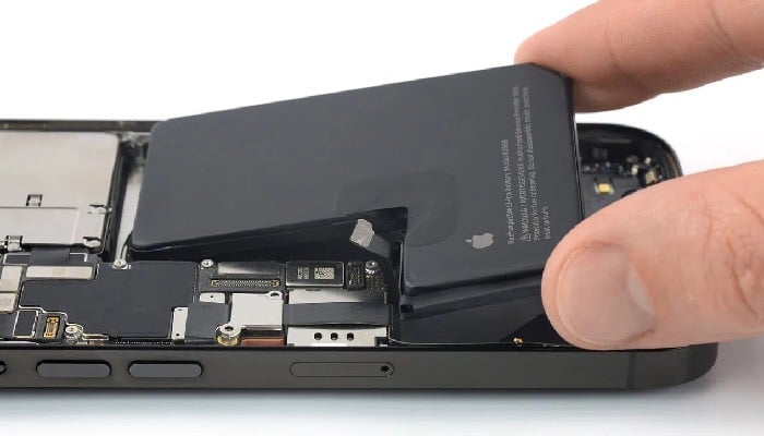 Apple explores new 'battery replacement technology' for future iPhones