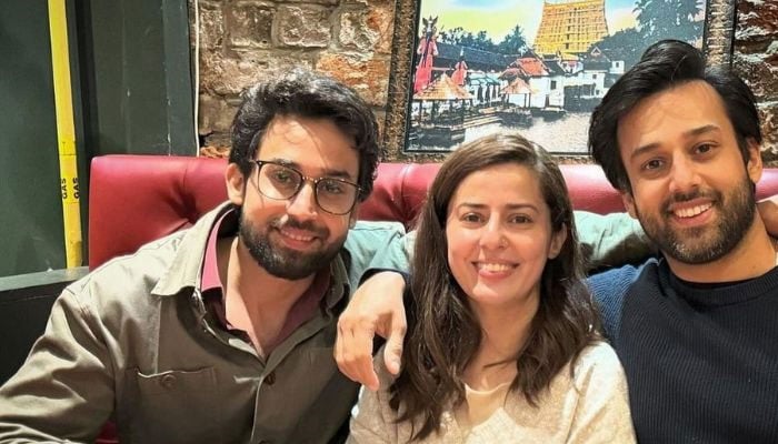 Bilal Abbas Khan cherishes happy moments with his family in new post