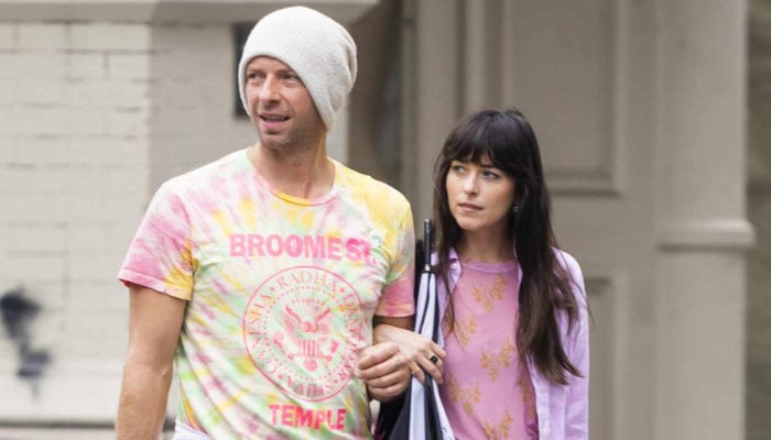 Dakota Johnsons fiancé Chris Martin is the frontman for the band Coldplay