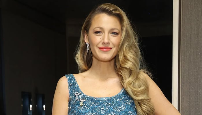 Blake Lively flaunts her new friends from Italy getaway