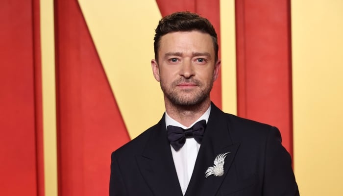 Justin Timberlake’s mugshot showcased at Hamptons Gallery after his DWI arrest