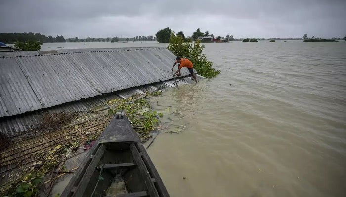 Heavy rains trigger landslides and flash floods in Nepal, 11 killed, 8 missing