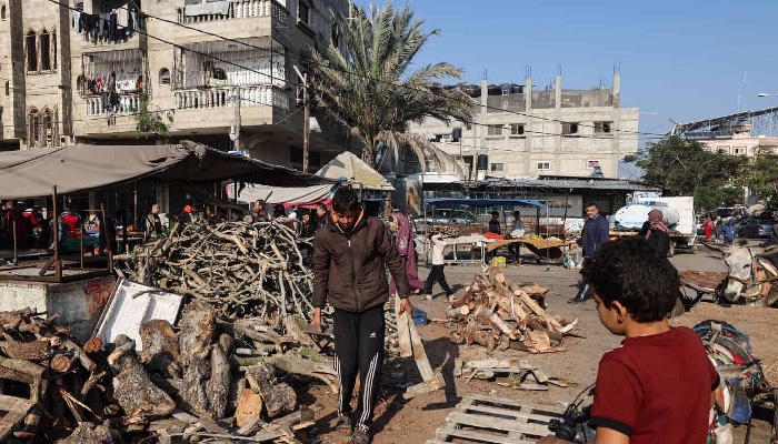 Hamas remains in ceasefire talks despite Israeli attack