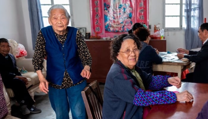 China plans to gradually raise retirement age to tackle ageing population