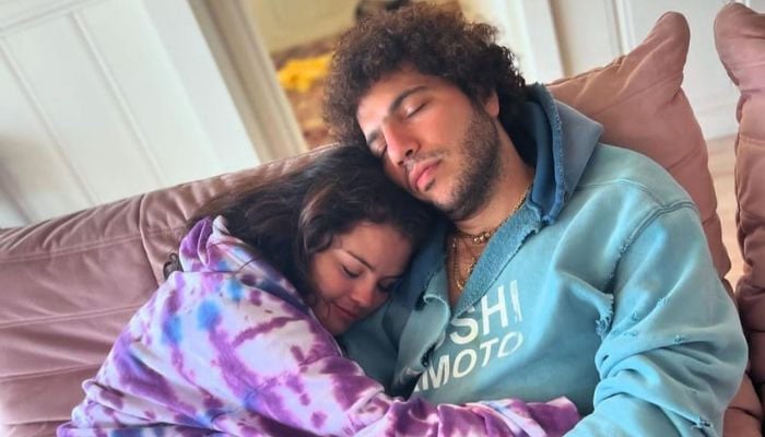 Selena Gomez and Benny Blanco are crazy in love