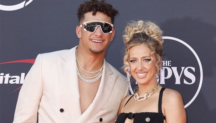 Brittany Mahomes, Patrick enjoy date night at Morgan Wallens concert