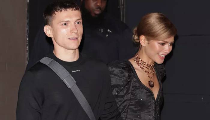 Zendaya sends cute bouquet to Tom Holland on his final ‘Romeo & Juliet’ show