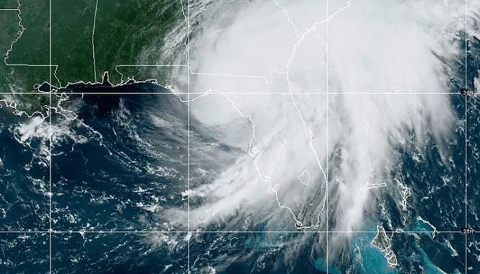 Hurricane Debby to strike North Carolina as it returned back inland early this morning