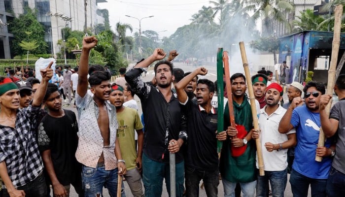 Protests erupt in Dhaka over anti-hindu violence following Hasinas resignation