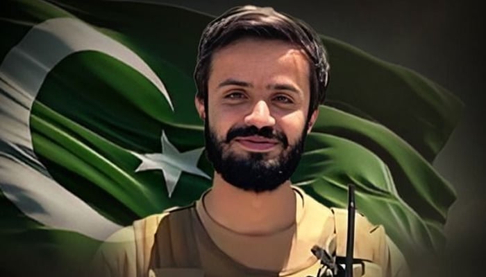 شہید ہونے والے لیفٹیننٹ عزیر محمود ملک