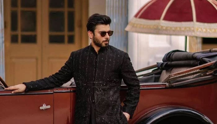 akistani actor Fawad Khan features in the latest electronic track Taara/ Diamonds after Barzakh controversy