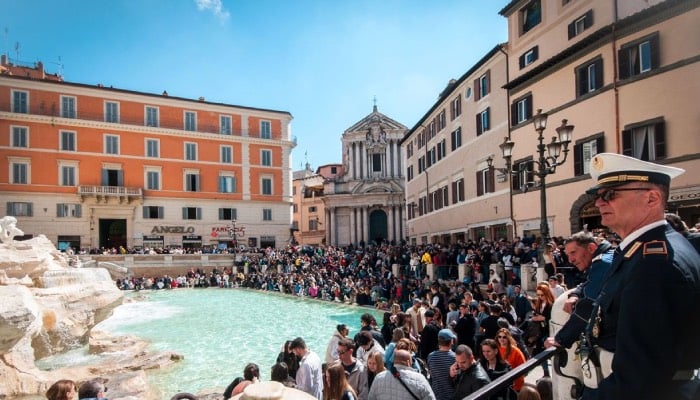 Italy enforces strict tourist rules to manage surge in holiday crowds