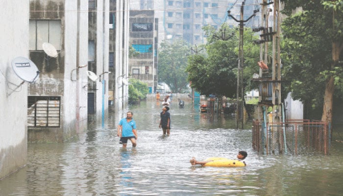 The intense monsoon spell lashes most parts of Gujarat