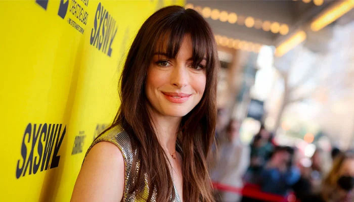 Anne Hathaways pimple patch photo is just one of several relatable beauty and style moments