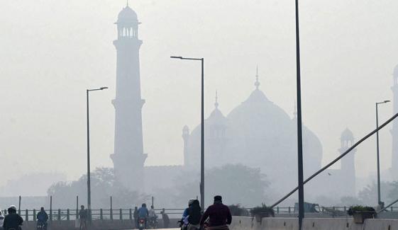 پنجاب: ماحول کو زہریلے دھویں سے پاک کرنے کیلئے گرینڈ آپریشن شروع 