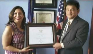 بائیڈن کا پاکستانی امریکن شاعر کیلئے لائف ٹائم اچیومنٹ ایوارڈ