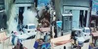 کراچی: نئی سبزی منڈی کے قریب نالے میں دھماکا، ویڈیو آ گئی