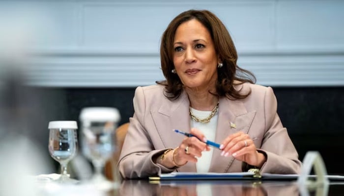 Kamala Harris to remove college degree requirements for federal jobs if elected