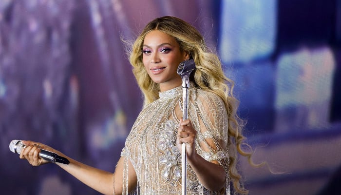 Beyoncé’s CMA snub ignites explosive fan outrage