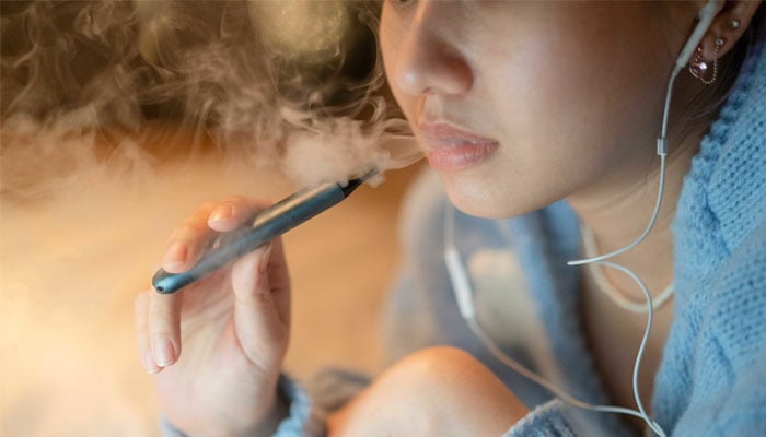 Vaping tied to poor physical performance in young adults, study