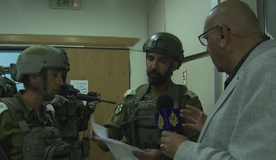 اسرائیلی فوج کی بھاری ہتھیاروں کیساتھ الجزیرہ دفتر پر دھاوا بولنے کی ویڈیو سامنے آگئی