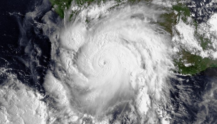 Hurricane John to become major storm as it approaches Mexicos Pacific coast