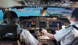 دورانِ پرواز  مسافر طیارے کے پائلٹ کی موت ہو جائے تو کیا ہوتا ہے؟