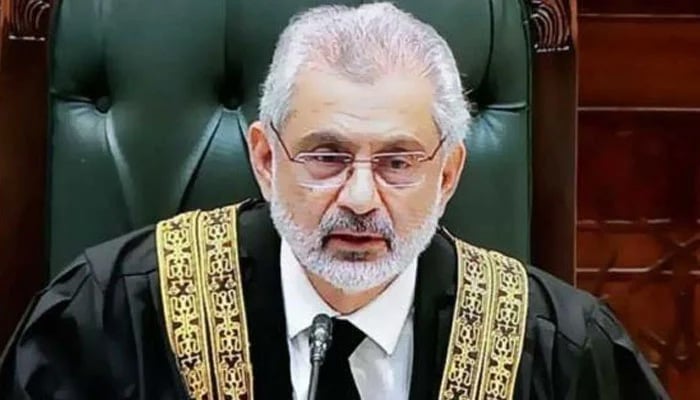 Take out a procession, hit sticks, now this is the status of lawyers: Chief Justice of Pakistan Qazi Faiz Isa